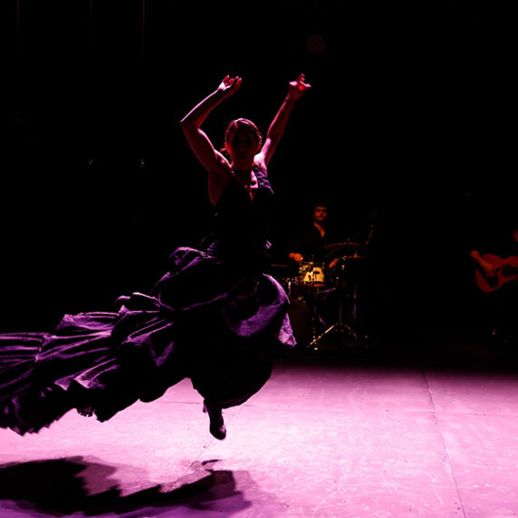 Más que baile de Ana Morales. Danza. Distribución María Calvo