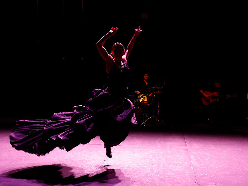 Más que baile de Ana Morales. Danza. Distribución María Calvo